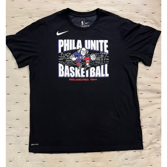 Nike Philadelphia 76ers Basketball Tee - Picture 1 of 5